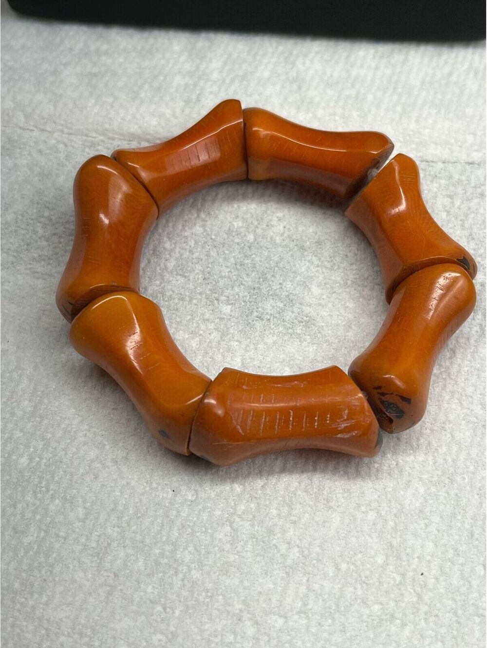 #40 Vintage Butterscotch Bakelite Bracelet Carved Bamboo Design Stretch (Tested)